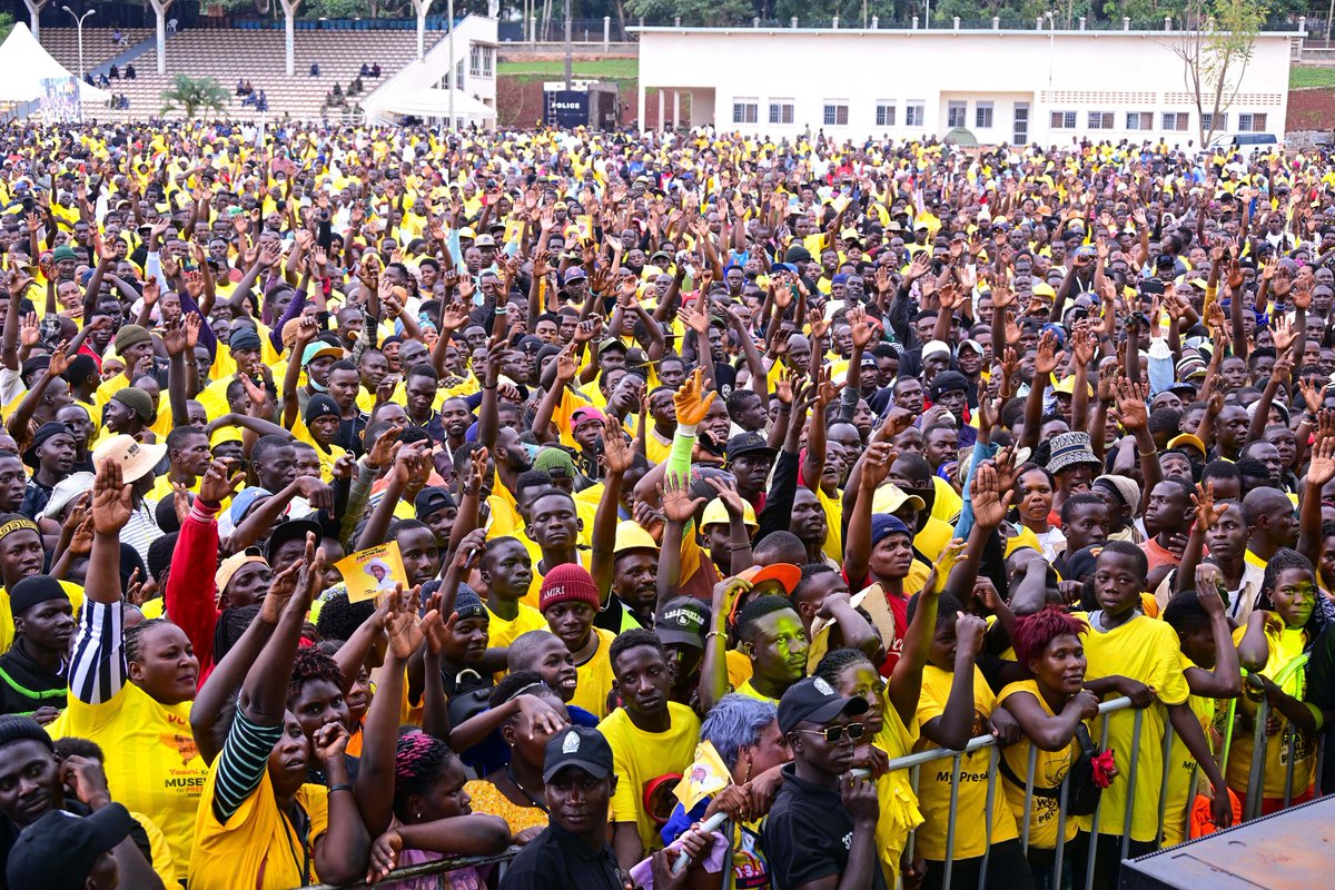 KagutaMuseveni's tweet image. I concluded my final PDM rally at Kololo Independence Grounds. During my travels across the country, I had the pleasure of meeting wonderful disciples of the NRM's wealth creation agenda, such as Ijala in Serere and many others.
To me, the PDM message is akin to the gospel:…