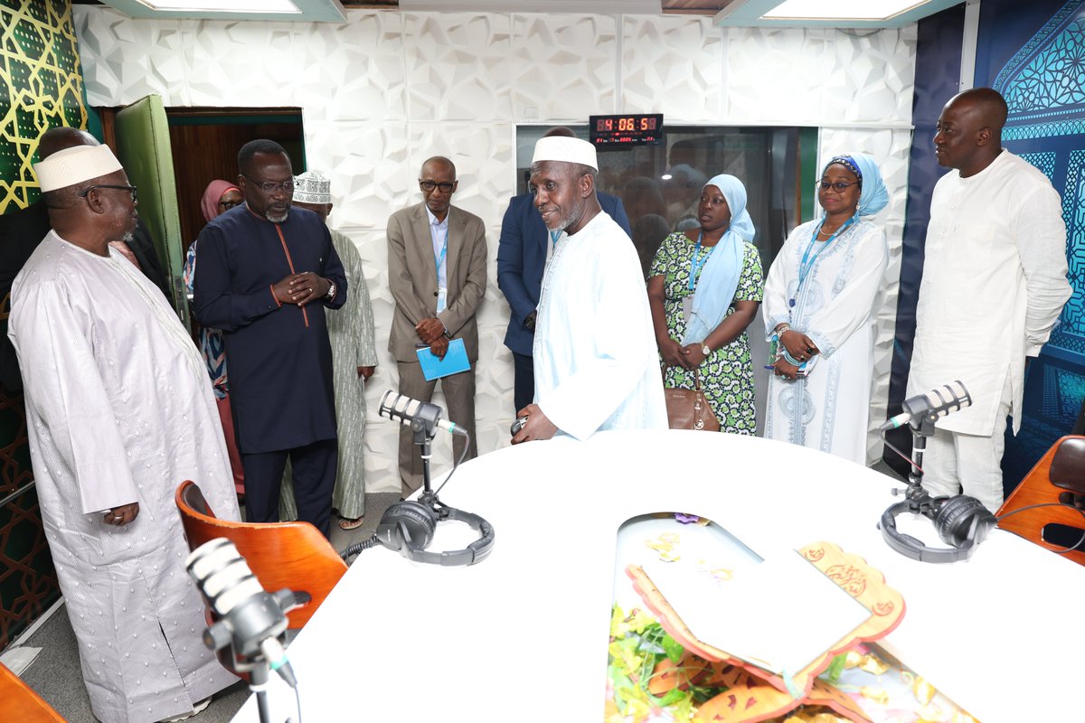 radioalbayane's tweet image. Le Dg du Groupe Média Al Bayane, Imam Cissé Djiguiba a accordé ce lundi une audience au représentant résident de l&apos;#UNICEF, Jean François Basse. Les deux hommes ont réaffirmé leur engagement pour la promotion des droits des enfants en #civ