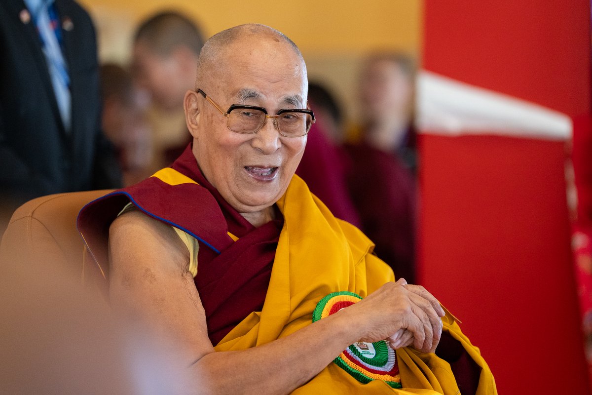 DalaiLama's tweet image. After two days when poor weather obstructed travel between Leh and Zanskar, His Holiness the Dalai Lama was able today to fly into Padum by helicopter. He was given a grand reception at the helipad by the people of Zanskar and formally welcomed by local officials on July 21,…
