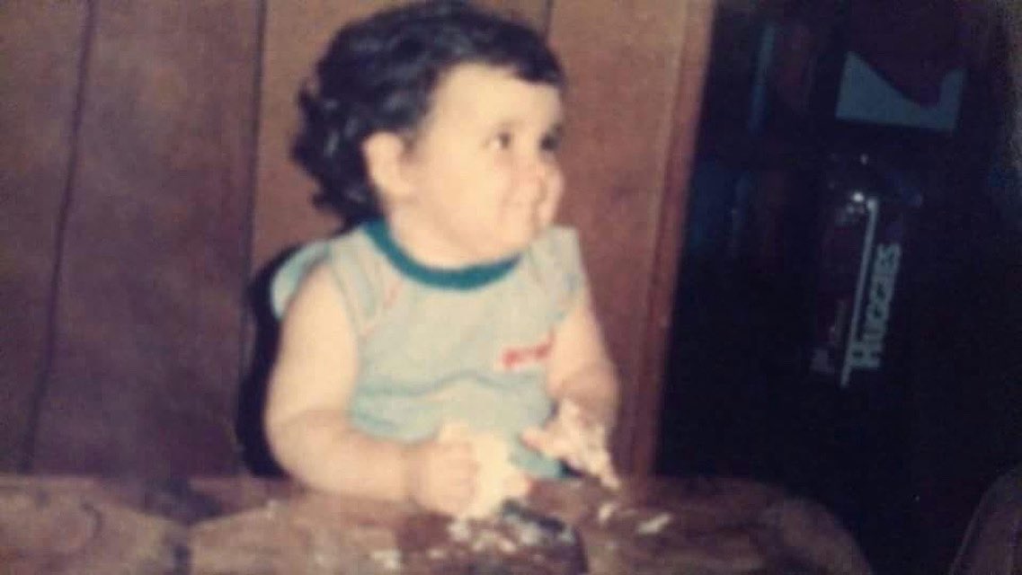 StarringShane's tweet image. I’m 41 today. Still have the chubby cheeks and will still 💯 smash a cake like it owes me money.