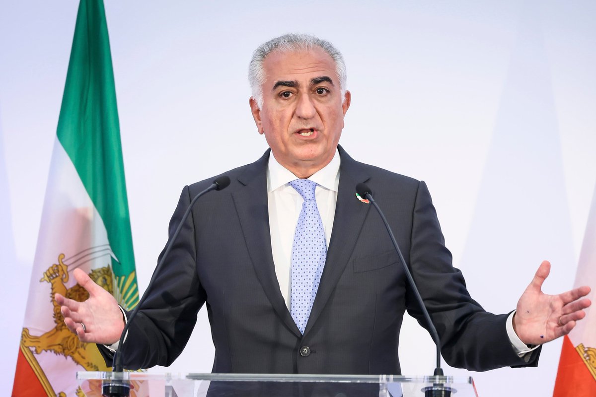 ISefati's tweet image. Am Samstag findet in München die Nationale Kooperationskonferenz unter der Leitung von Kronprinz @PahlaviReza statt. Ziel ist die Stärkung der iranischen Opposition und ein gemeinsamer Appell für einen demokratischen Übergang.
Im Fokus:
▪️ Erhalt der territorialen Einheit Irans…