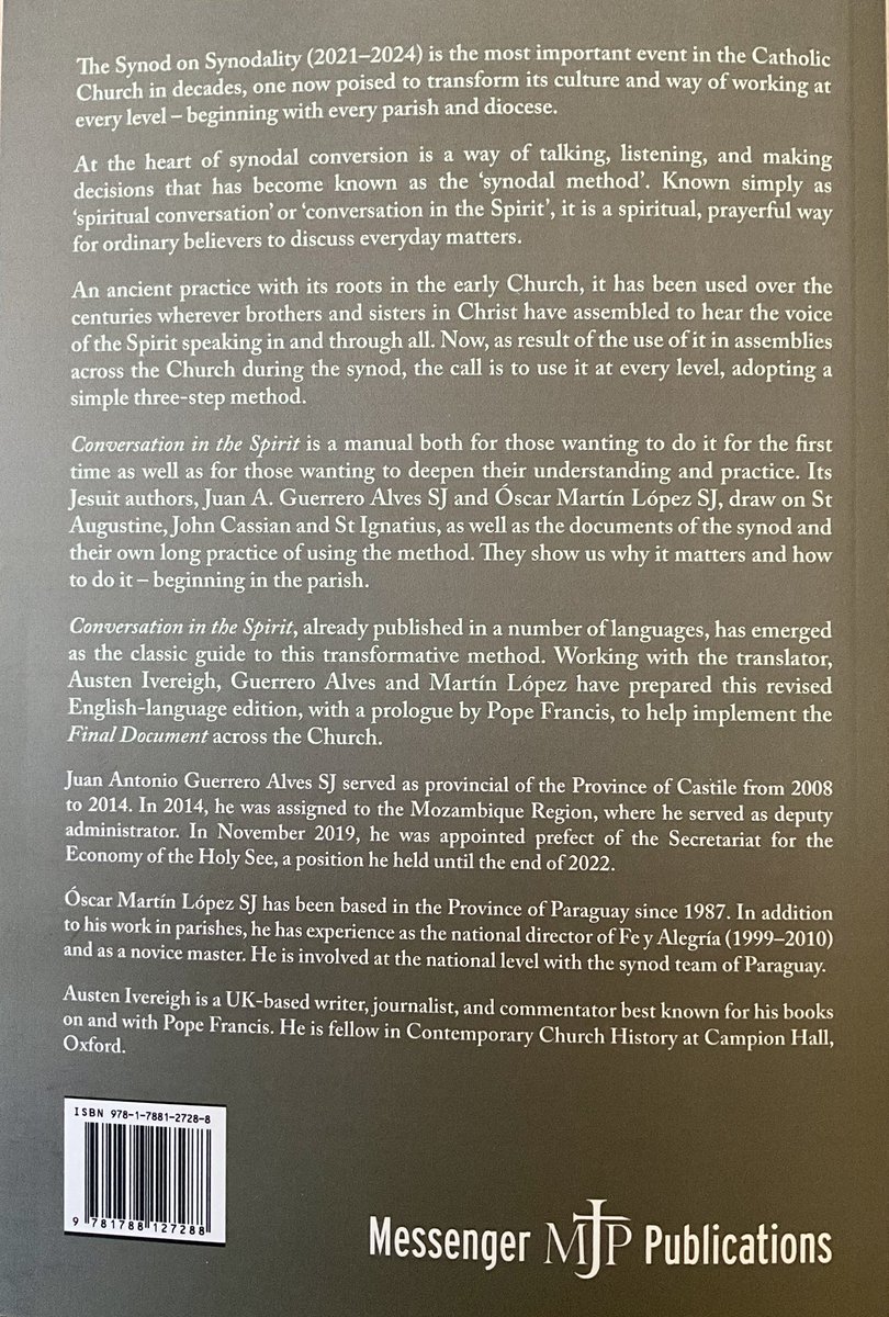 austeni's tweet image. Delighted to receive copies of this authoritative book by Jesuits Juan Guerrero & Oscar Martín López on the art, craft, theology and practice of conversation in the Spirit. I was privileged to translate it into English from Spanish. Prologue by Francis. From @MgrPublications