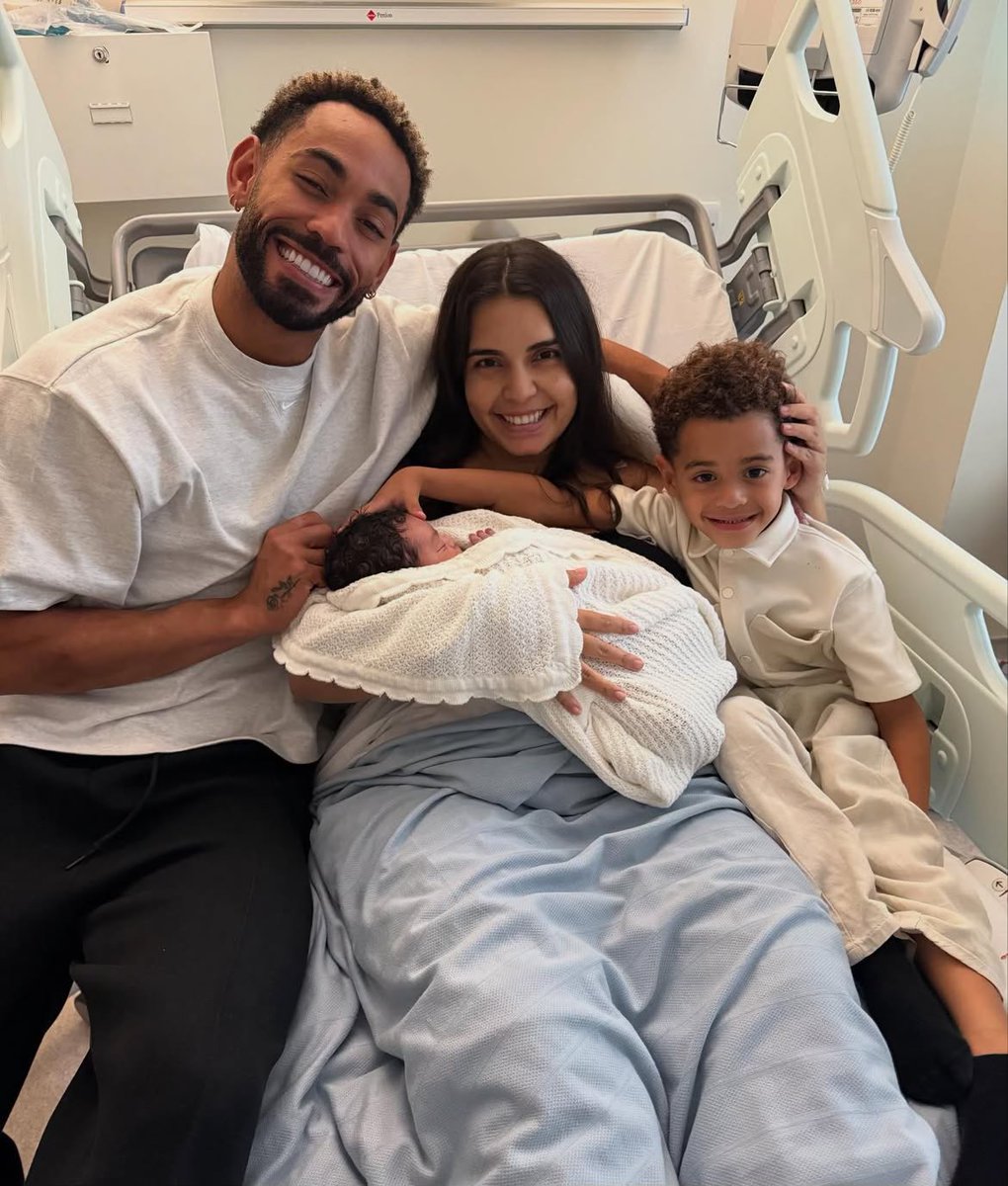 centredevils's tweet photo. Congratulations to Matheus Cunha and his wife on the birth of their daughter ❤️ https://t.co/GAQnhBam1v