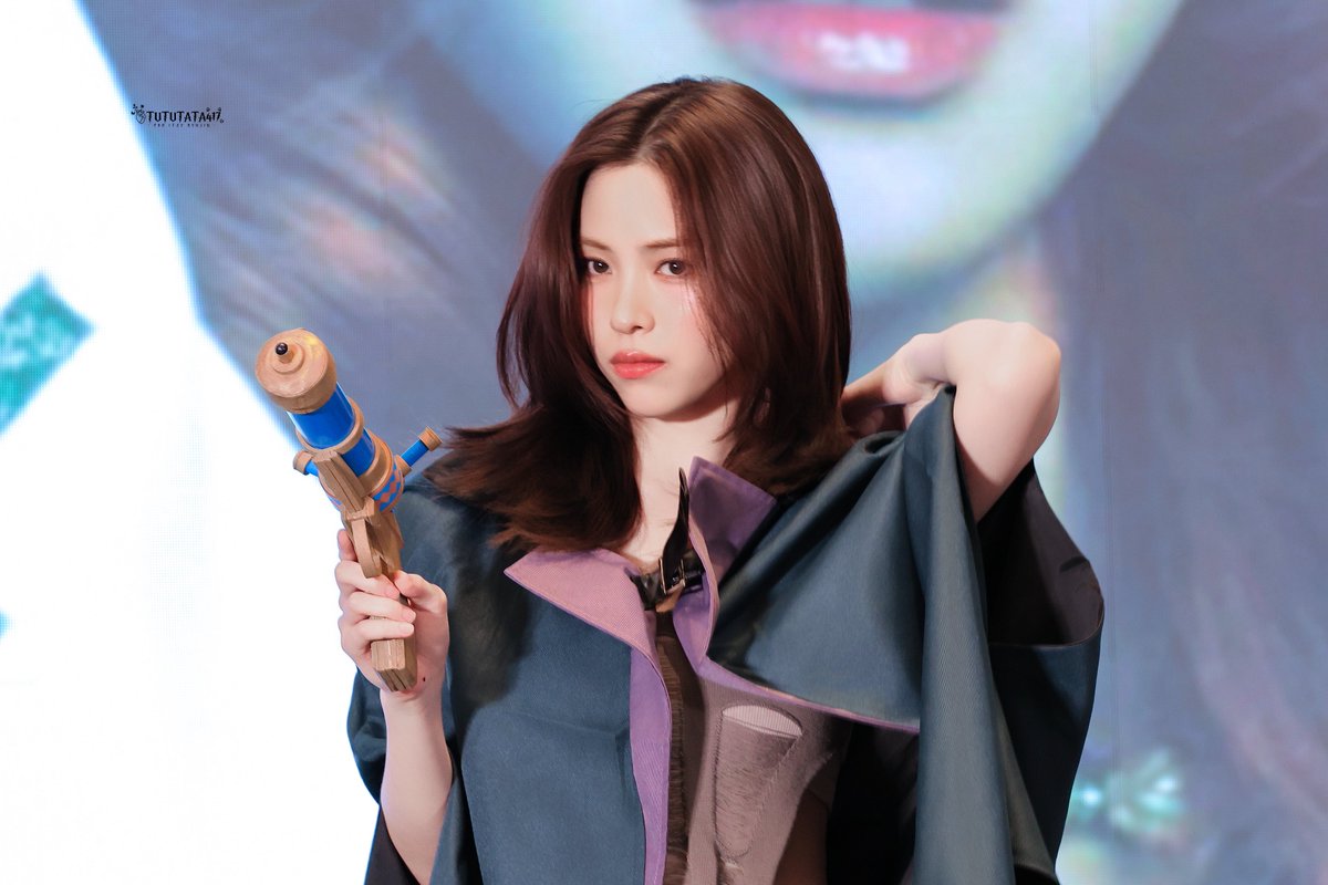 tututata417's tweet image. &quot;Destruction is art&quot;
 
#ITZY #있지 
#RYUJIN #류진