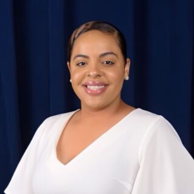 SpelmanPres's tweet image. I am proud to congratulate Ciara Smith, C’2020, on making history as Anniston’s first African American and youngest mayor. A shining example of Spelman leadership in action—breaking barriers and shaping the future. #SpelmanWomenLead