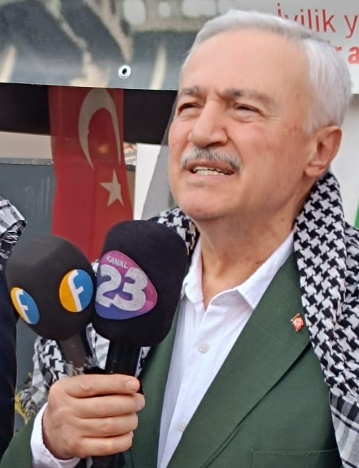 Zülfü DEMİRBAĞ (@zulfudemirbag23) on Twitter photo Filistin yanar, yürekler dağlı,
Zulme sessiz kalan, olur suç ortağı.
Kahrolsun zalimler, bitsin bu acı,
Zafer İslam’ındır, doğar yeni çağın ışıltısı.
<a href="/RTErdogan/">Recep Tayyip Erdoğan</a>
<a href="/abuyukgumus/">Ahmet Büyükgümüş</a>
<a href="/Akparti/">AK Parti</a> Filistin yanar, yürekler dağlı,
Zulme sessiz kalan, olur suç ortağı.
Kahrolsun zalimler, bitsin bu acı,
Zafer İslam’ındır, doğar yeni çağın ışıltısı.
<a href="/RTErdogan/">Recep Tayyip Erdoğan</a>
<a href="/abuyukgumus/">Ahmet Büyükgümüş</a>
<a href="/Akparti/">AK Parti</a>