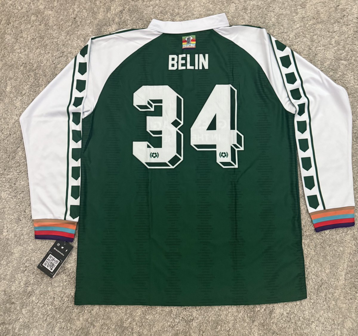TimothyBelin_'s tweet image. Got my @theUSLshow jersey today, and it is beautiful. Wonderful job by @equiptstudios.