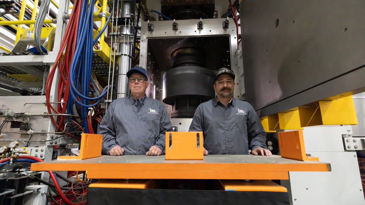 INL's tweet image. .@INL began a highly important effort to secure #CriticalMaterial supplies, especially metal alloys & components made using them, while reducing #energy consumption. 🪨⚙️🙌
Learn more about our #research ➡️ inl.gov/integrated-ene…
#CriticalMaterials #manufacturing #tech
