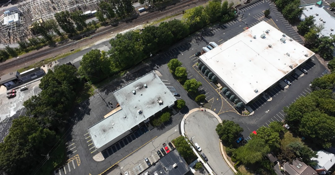 NewsByRENJ's tweet photo. From The Briefing: 7-21-25
CoreOne adds two-building, 64,000 sq. ft. shallow-bay #portfolio in #Waldwick, @AvisonYoung says
https://t.co/gYEiCenTza
#NewJersey #NJ #TheDailyBriefing #newjerseyrealestate #RealEstateNJ #news #industrial #buy #deal #commercial #CRE #NJCRE #RENJ https://t.co/7oVMSv9N37