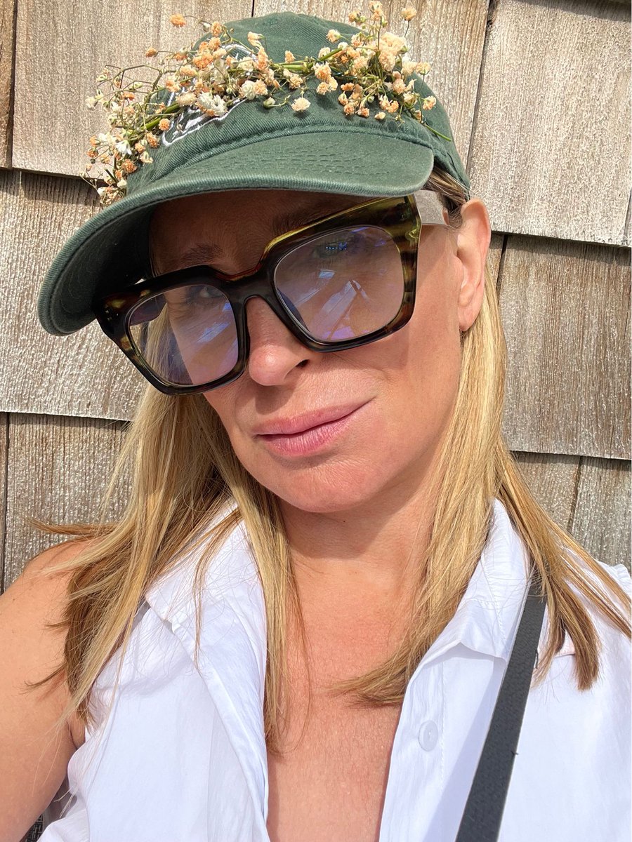 Need some advice? A little Sonja wisdom goes a long way… 💁🏼‍♀️💫💕 
🔗 cameo.com/sonjatmorgan
#PepTalk #WordsOfWisdom #GiftIdea #Wedding #Graduate #RHONY #Sonja #Cameo