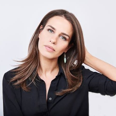 homeofdcu's tweet image. Ana Nogueira is writing the Wonder Woman film!
She previously wrote the Supergirl script!
(via thewrap.com/wonder-woman-m…)
