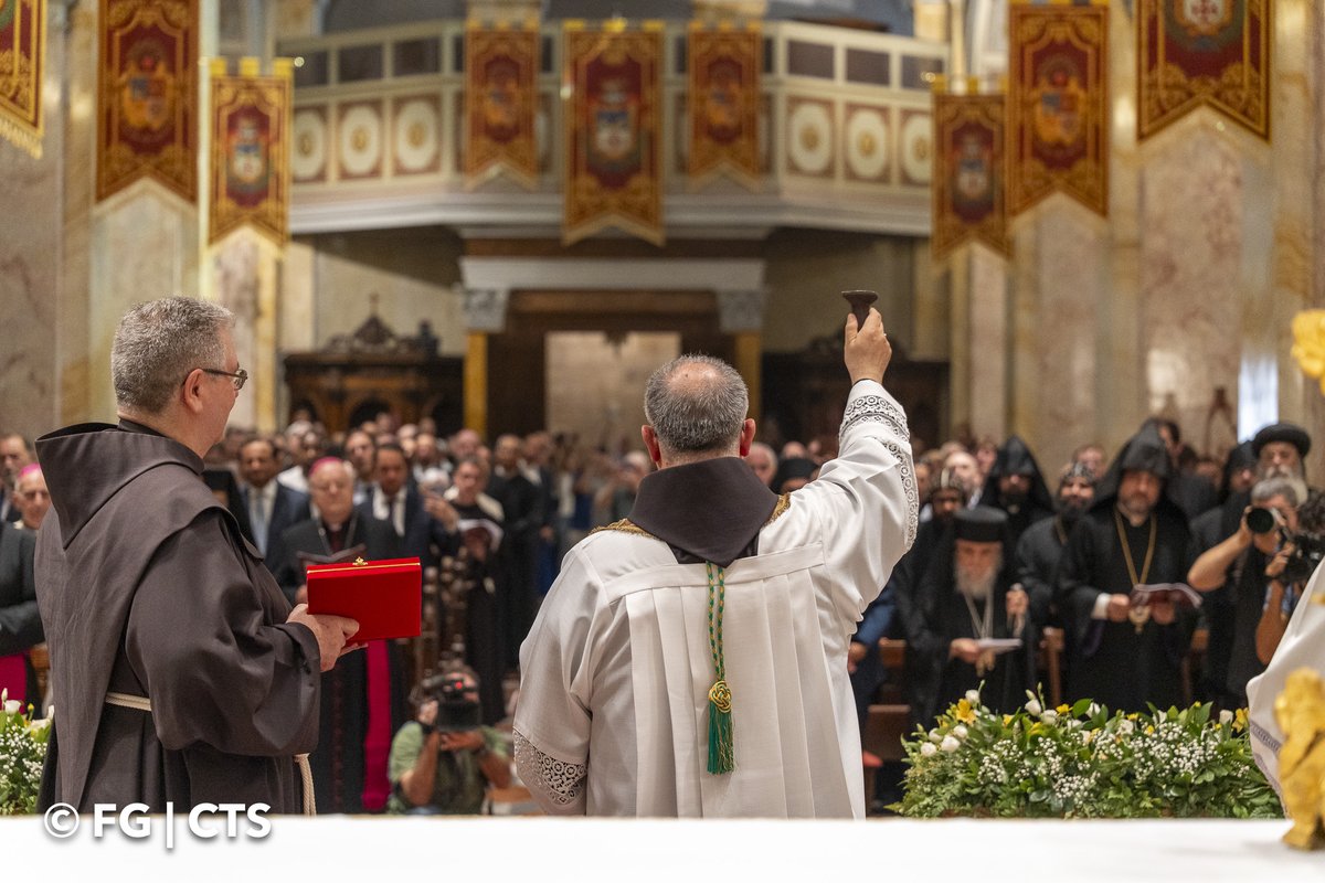 custodiaTS's tweet image. The Custody of the Holy Land joyfully welcomed the new Custos, Br. Francesco Ielpo, OFM!