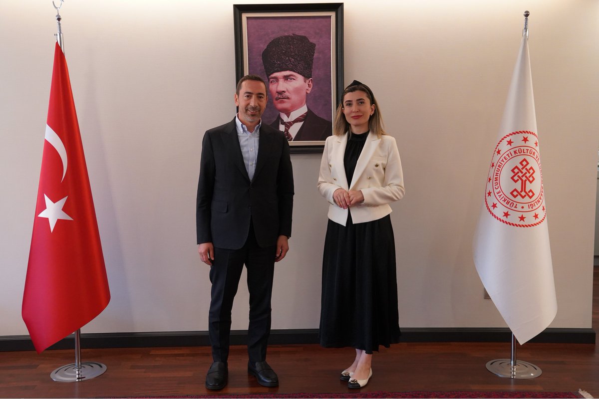 Tapu ve Kadastro Genel Müdürü Sayın Hakan Gedikli, Başkanımız Sayın Esma Ersin’e hayırlı olsun ziyaretinde bulundu. 

Nazik hayırlı olsun ziyaretleri dolayısıyla teşekkürlerimizi sunuyoruz.