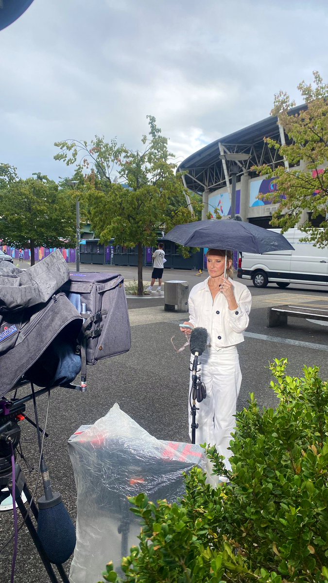 SkyJacquie's tweet image. Geneva Stadium match day minus 1 @Lionesses v Italy 🏴🇮🇹 @WEURO2025 - Sarina Wiegman re Jess Carter ‘she’s ready to compete & perform’ re Italy ‘disrespectful to Italy to think of ourselves as favourites complacency is the biggest mistake we could make’