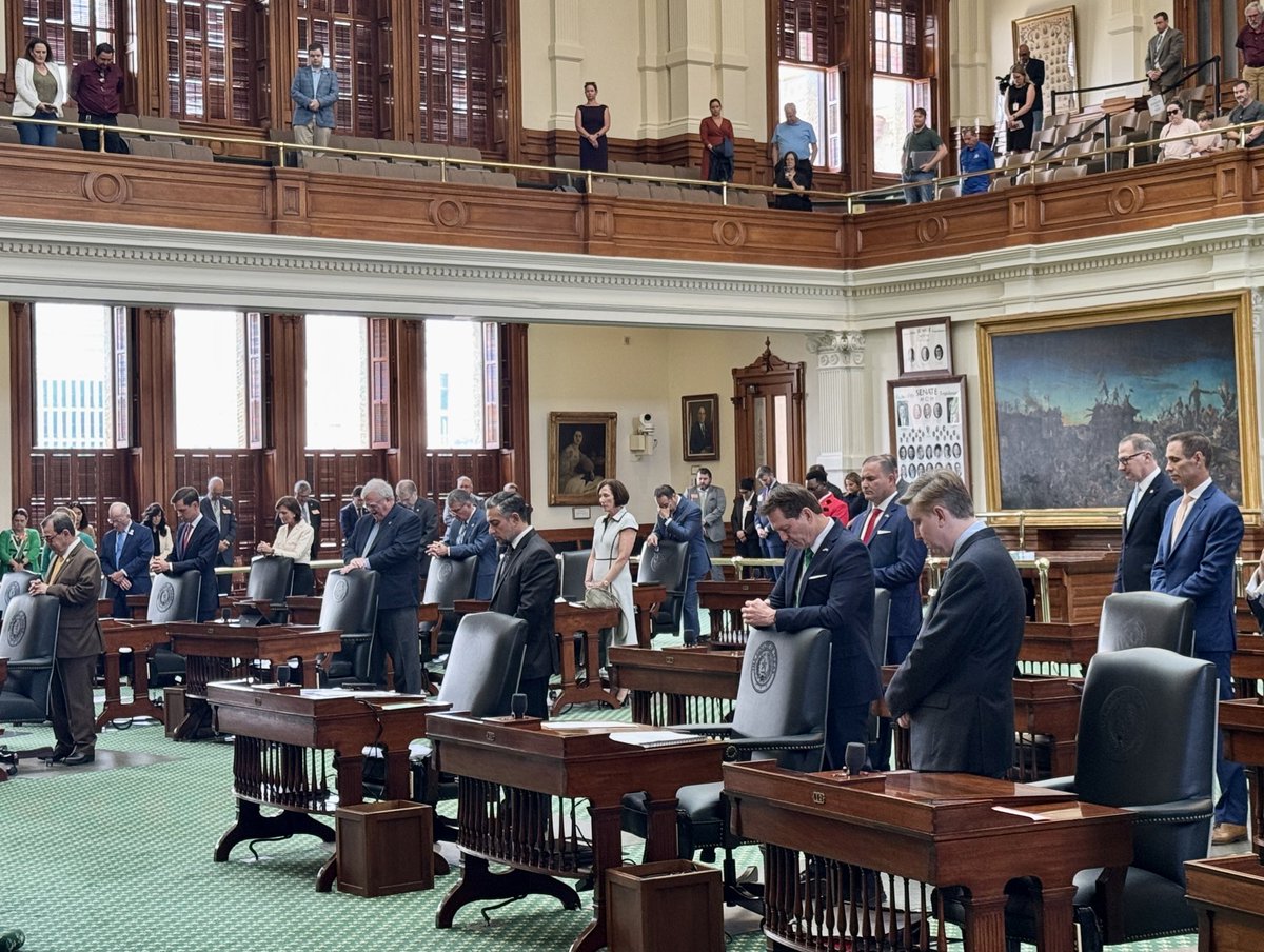 TexasSenateGOP's tweet image. We are back in the Senate chamber today for the first day of the Special Session of the 89th Legislature. #txlege