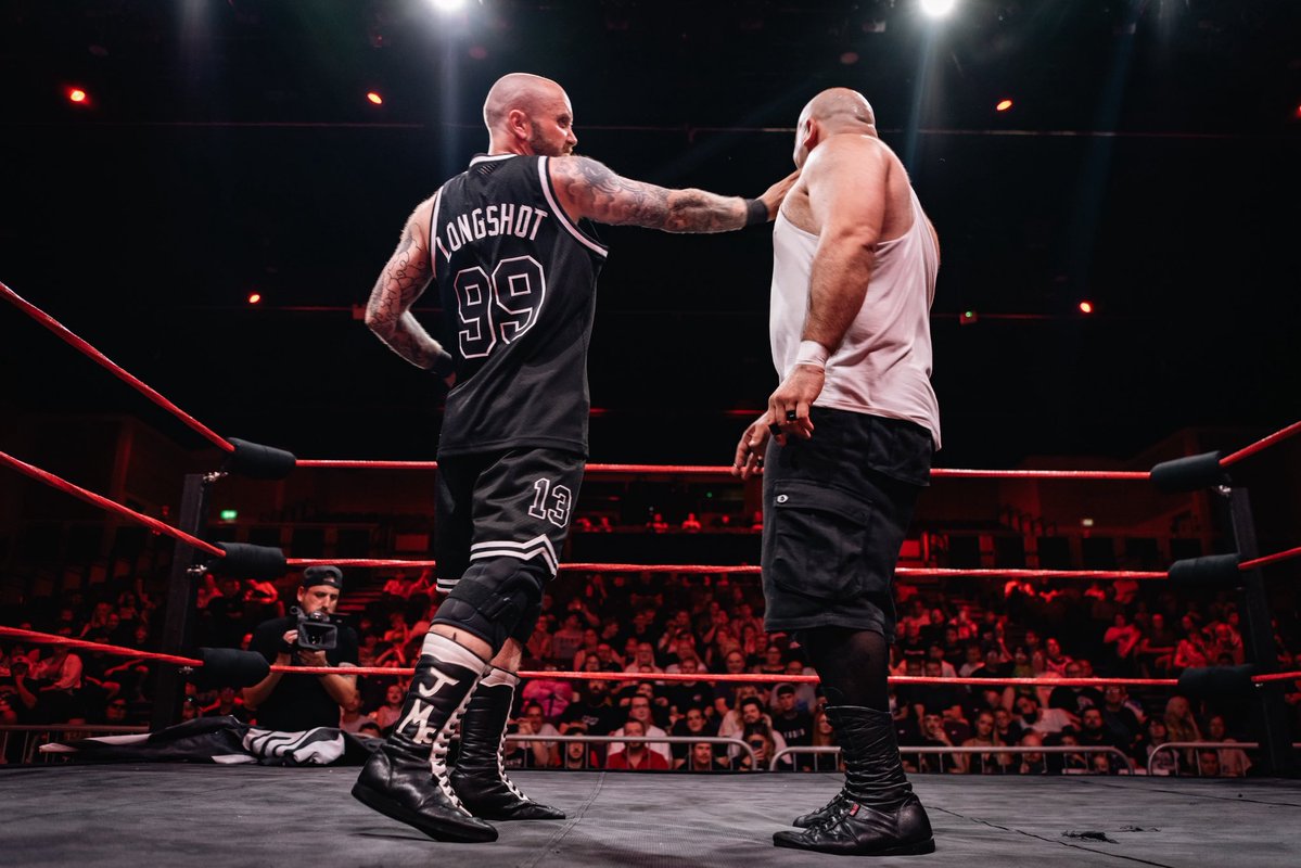 BritWresRev's tweet image. The opening contest at VIVA LA REVOLUTION was a long-awaited grudge match between former friends DARA DIABLO and JIMMY McILWEE.
Stipulations for the show’s Main Event were at stake in this match, so Violence Party leader Scotty Rawk attempted to help McIlwee.
But it was all in…