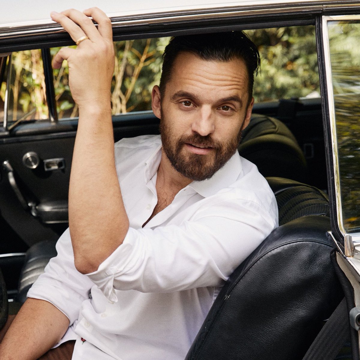 ClNEMADDlCT's tweet image. Jake Johnson joins Tatiana Maslany in Apple TV+ series MAXIMUM PLEASURE GUARANTEED from director David Gordon Green.
The comedic thriller follows a newly divorced mom who falls down a dangerous rabbit hole of blackmail, murder and youth soccer.