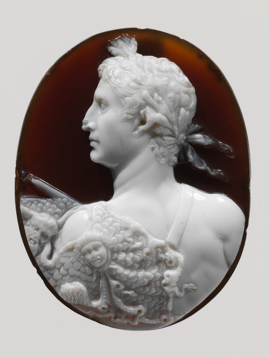 resclassicae's tweet image. Sardonyx cameo portrait of the Emperor Augustus, Roman, around 41–54 AD, Metropolitan Museum of Art.