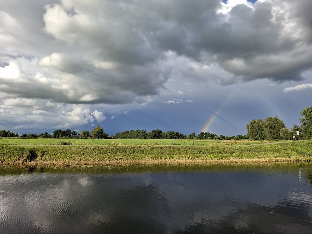 Het is weer indrukwekkend Over de Laak.