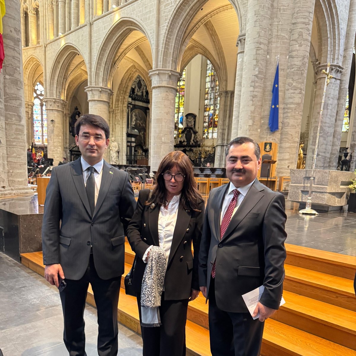 DiploWorld's tweet image. 🇧🇪 Bonne Fête Nationale, Fijne Nationale Dag, Happy National Day 🇧🇪
Delighted to have participated in the traditional Te Deum at the Cathedral of Saints Michael and Gudula, where we gathered in the presence of the Royal Family.
Wishing joy, peace and prosperity to Belgium!