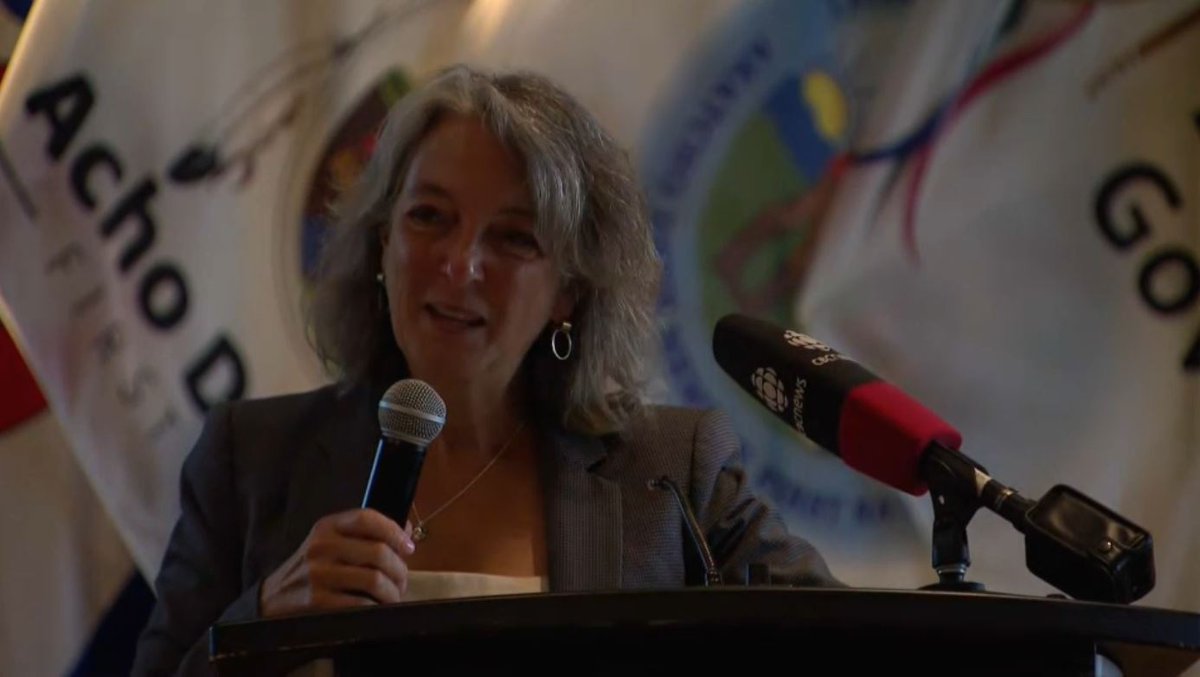 CPAC_TV's tweet image. LIVE: Minister Dabrusin and Indigenous leaders launch conservation project in the N.W.T.
➡️ow.ly/9kHh50WsM8z
EN DIRECT : La ministre Dabrusin et des dirigeants autochtones lancent un projet de conservation dans les T.-N.-O.
➡️ow.ly/Uzwa50WsM8A
#cdnpoli | #polcan