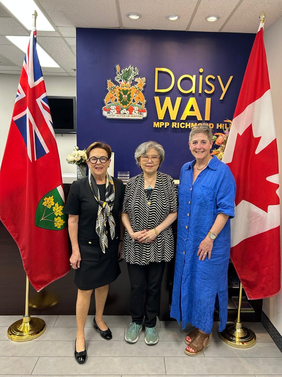 Productive meeting with 𝗛𝗶𝗹𝗹 𝗛𝗼𝘂𝘀𝗲 𝗛𝗼𝘀𝗽𝗶𝗰𝗲 Board Chair Dr. Janet Morse and Board Member Susan LaRosa on hospice care in #RichmondHill. Deeply grateful for their tireless work supporting patients and families with dignity and compassion.