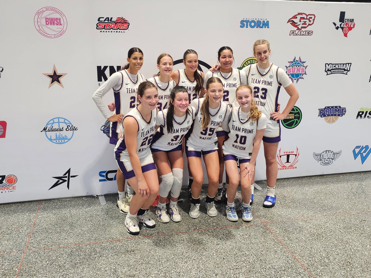 holman2029's tweet image. 5th place at @niketoc with @WiFlightElite . Great team effort! @Coach_Pat2292