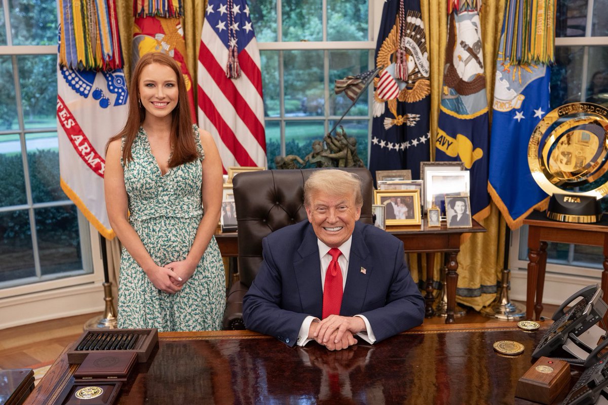 AnnaKelly47's tweet image. Six months working for the greatest President in history.
Thank you for your attention to this matter!