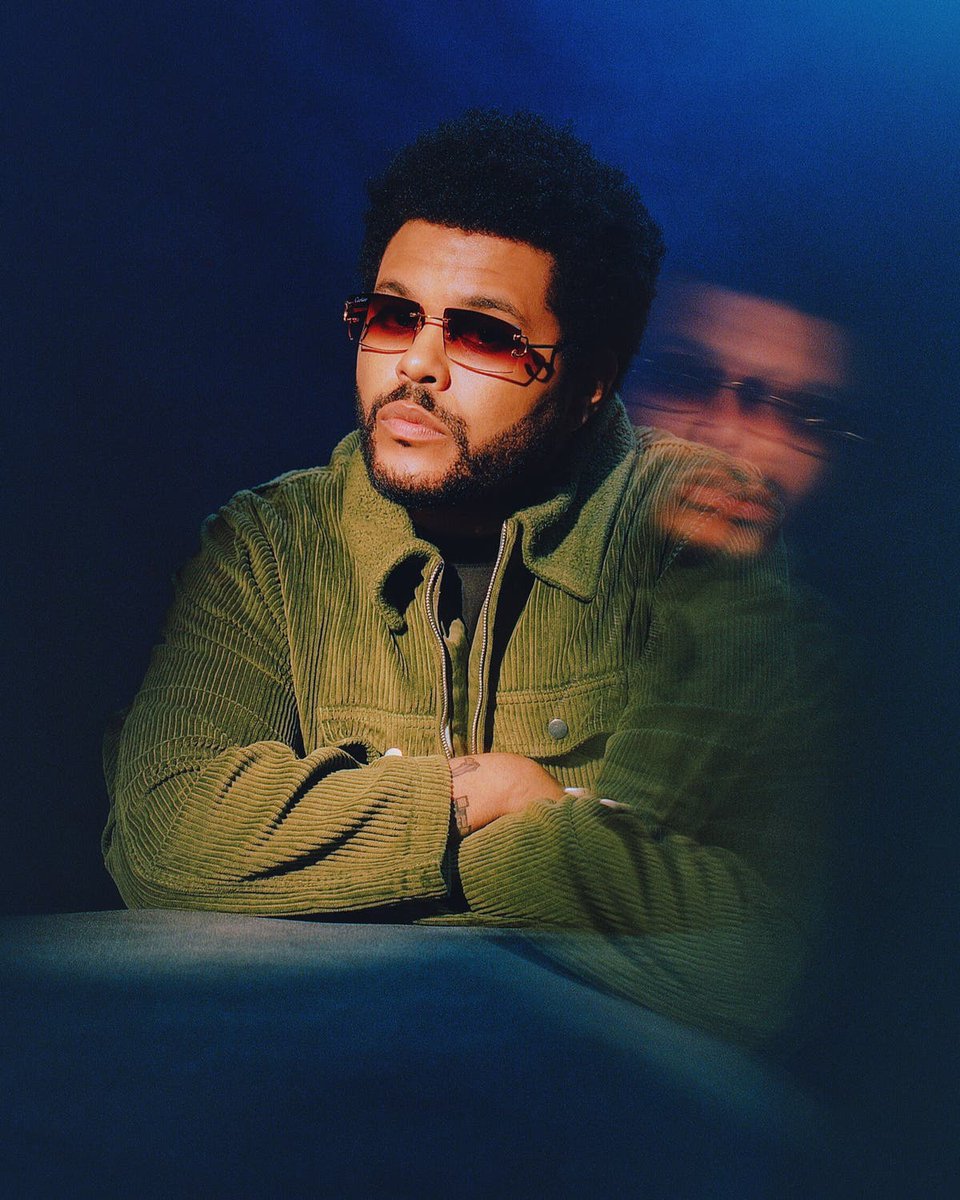 SiteTheWeekndBR's tweet image. APENAS ELE! The Weeknd estende o recorde como o artista com mais músicas acima de 2 bilhões de streams no Spotify, agora com 8 no total! ⭐