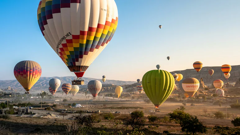 NDTVFood's tweet image. From Cappadocia To Bagan: 7 Hot Air Balloon Rides Around The World You Can't Miss
ndtv.com/travel/from-ca…
#cappadocia #bagan #hotairballoon