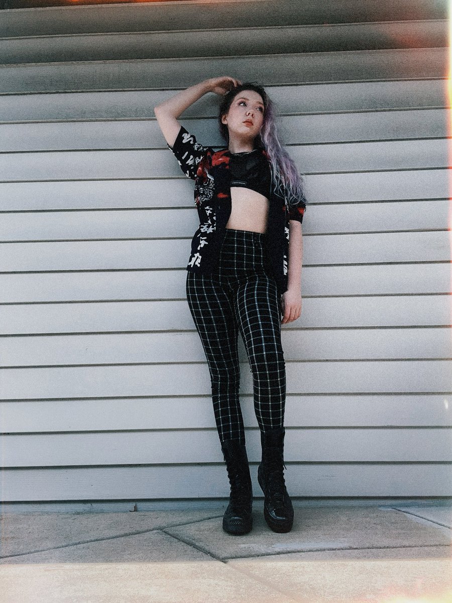 aspynthemermaid's tweet image. there’s something about putting on a fit just to take pictures