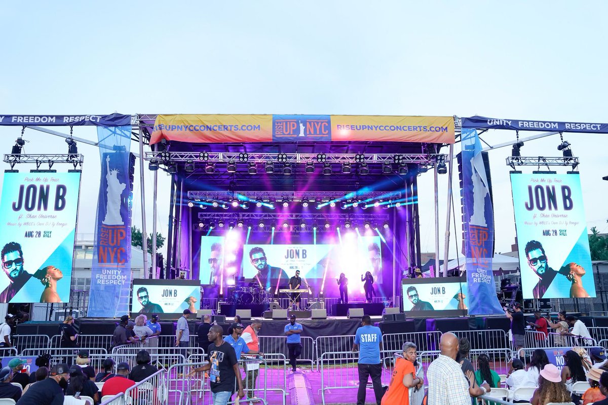 nycgov's tweet image. Brooklyn’s own Fabolous lit up the stage as the headliner of Sunday’s free Rise Up NYC concert at Wingate Park!
This year’s edition of Rise Up NYC kicked off on Saturday with Beenie Man and will feature performances across all five boroughs through August 17.