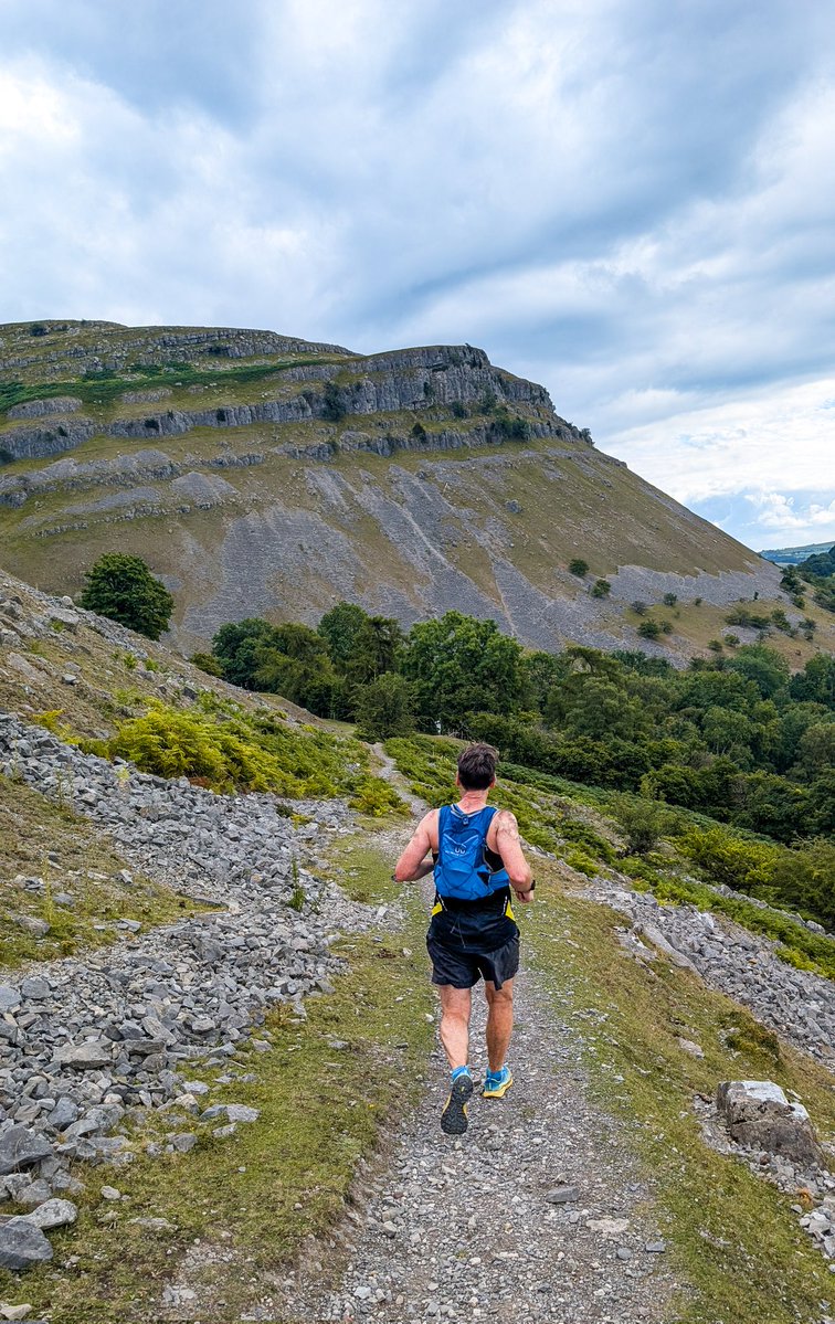ABTheAdventure's tweet image. Running beneath the crags in Llangollen, Wales at the weekend.
Beautiful route from Running Challenges book by @VertebratePub