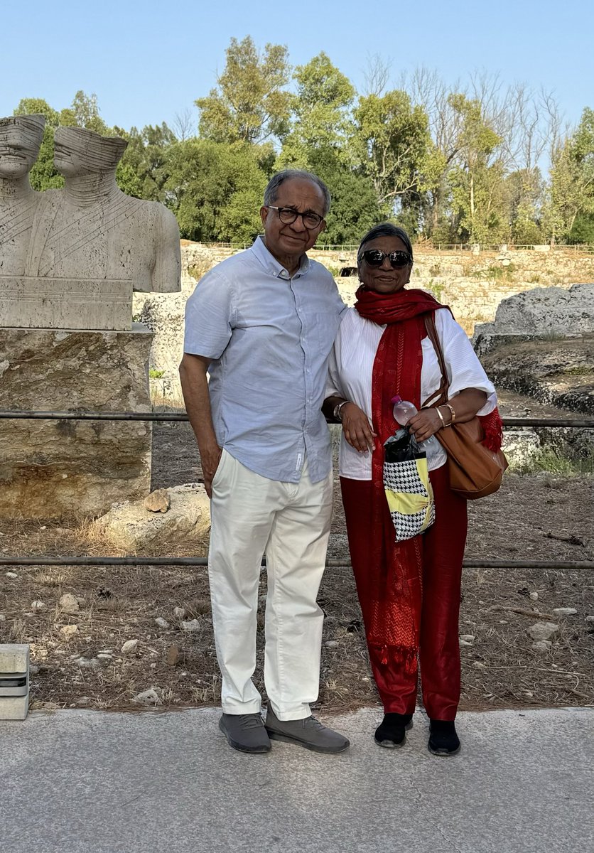 kaushikcbasu's tweet image. On 21 July, 1977, in Kolkata. Exactly 48 years later, on 21 July, 2025, in Siracusa, Sicily.