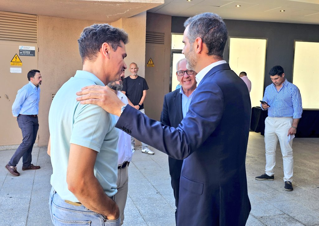 UPAANDALUCIA's tweet image. Las ayudas a la modernización entregadas en Jaén están cofinanciadas por la Unión Europea, a través del FEADER al 75%, la @AndaluciaJunta al 17,5% y el @gobmapa al 7,5%. Por eso es vital que la #PAC no se despiece y tenga más presupuesto para garantizar la soberanía alimentaria.