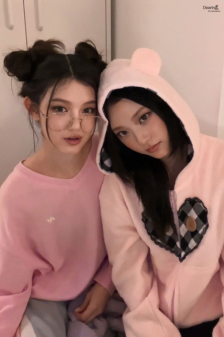 hourly_daniell's tweet image. I love y'all so much..my angels π
#λ΄μ§μ€μ_κ±·λ_μΈλ²μ§Έ_μ¬λ¦
#NewJeans_3rd_Anniversary
#Happy3rdNewJeansDay