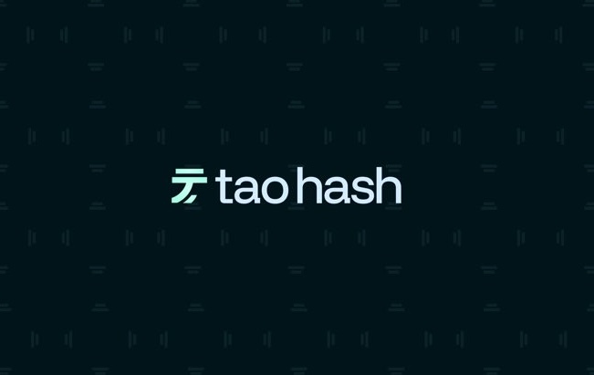 learnbittensor's tweet image. ⛏️ TAOHash (SN14): Community-Owned Mining Pool
Miners on subnet 14 have built a community-owned Bitcoin mining pool that peaked at 5 EH/s shortly after launch, representing 0.55% of Bitcoin's total network hashrate.
Unlike traditional pools where operators keep all fees, ALPHA…
