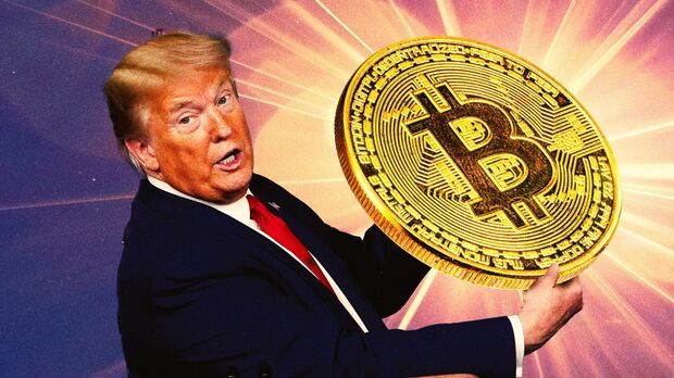 🚨 BREAKING: Trump Media investe 2 miliardi di dollari in Bitcoin e la Casa Bianca prepara il primo rapporto ufficiale sulla politica relativa al Bitcoin.