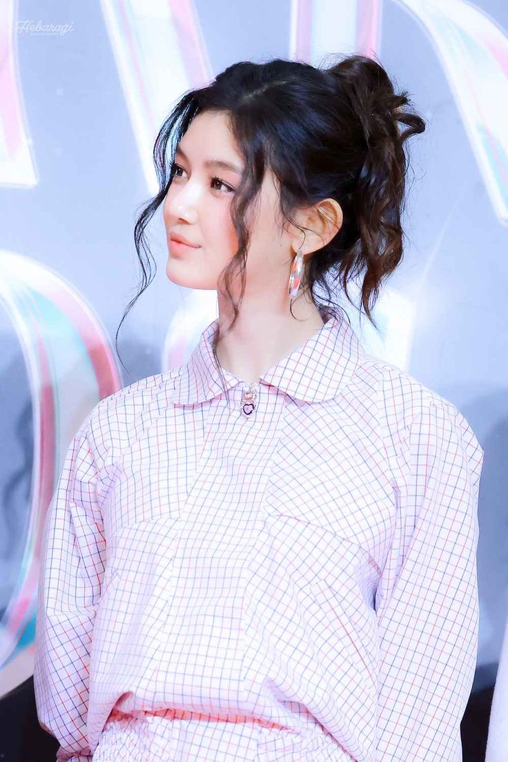 hourly_daniell's tweet image. We casually got blessed with the best girl on earth β¨
#λ΄μ§μ€μ_κ±·λ_μΈλ²μ§Έ_μ¬λ¦
#NewJeans_3rd_Anniversary
#Happy3rdNewJeansDay