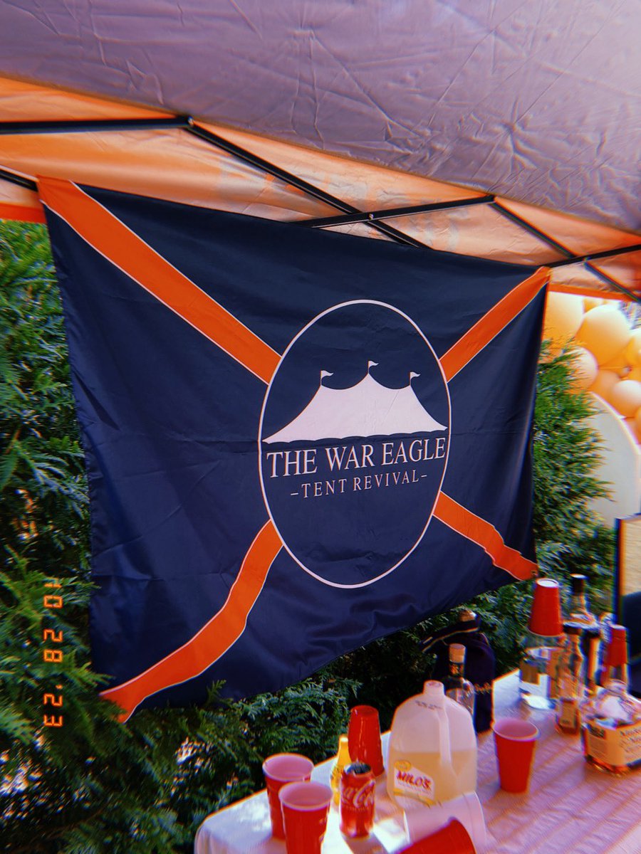 The_WETR's tweet photo. @RealCJ10 Come on by the Revival on Samford Lawn. We’ll be shucking oysters that week. https://t.co/Iiwe2sfaaK