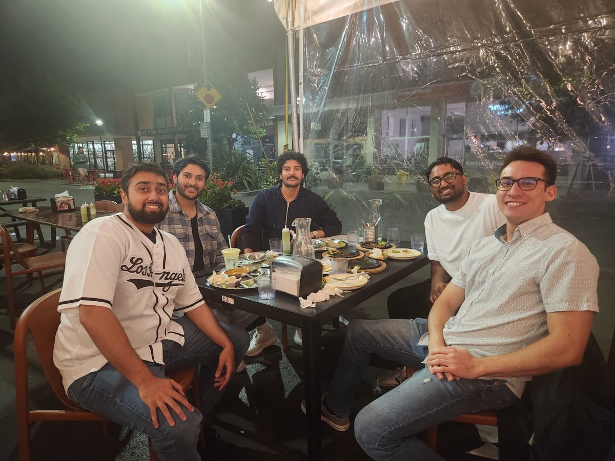 nomanxal's tweet image. The serendipity in the bay is second to none.
Caught up with some friends and made some new ones over the weekend