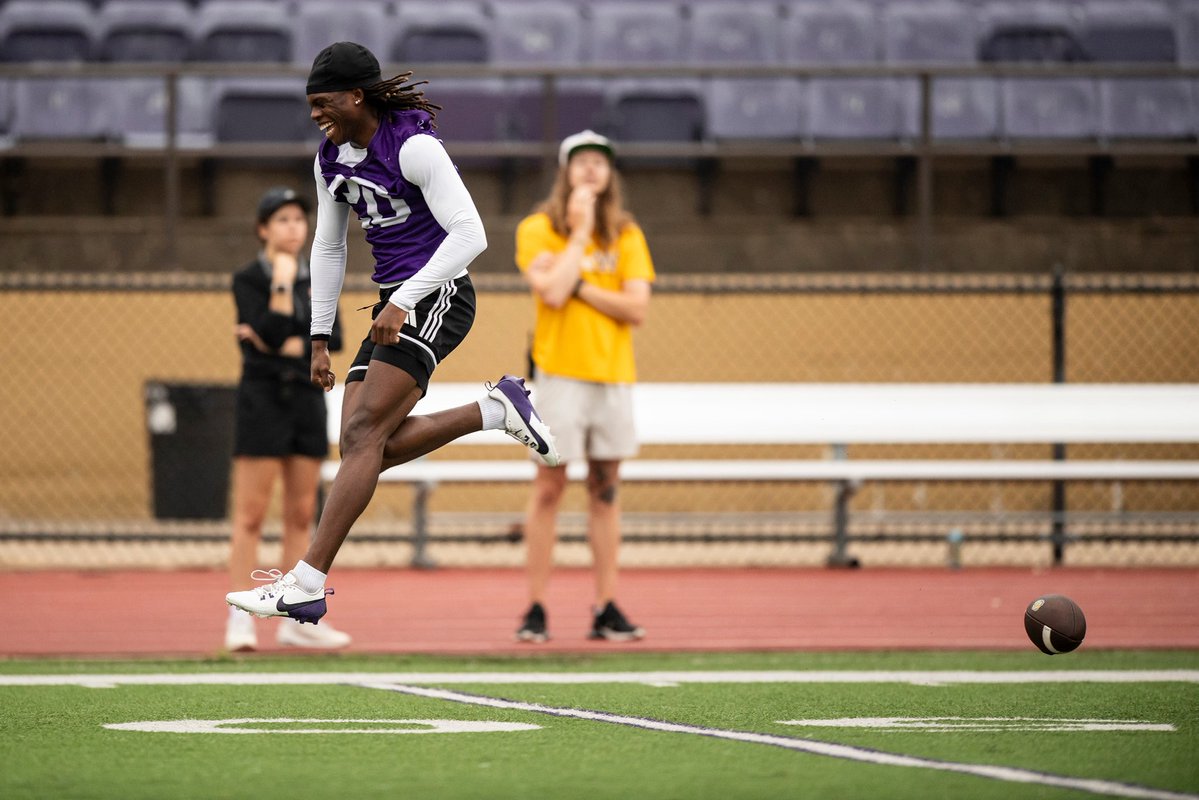 WIUFootball's tweet image. Embrace the grind.

#GoNecks | #OneGoal | #ECI