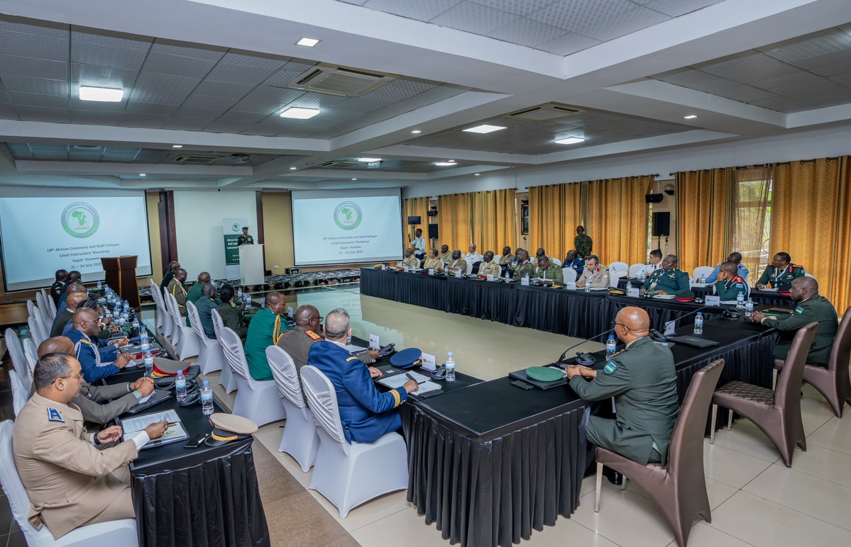 RwandaMoD's tweet image. The Chief Instructors of African Command and Staff Colleges from 18 African nations are convening in Kigali, Rwanda, from 21-24 July 2025 to strengthen collaboration among African Command and Staff Colleges, enhance the quality and relevance of training and education, and foster…
