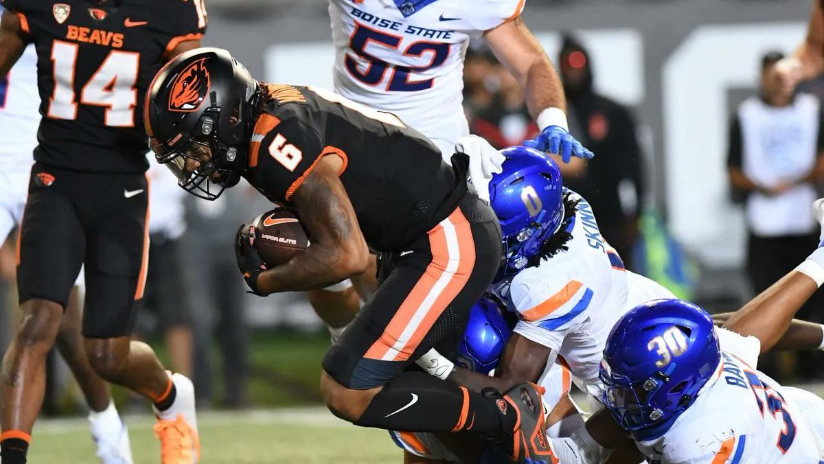 johncanzanobft's tweet image. Monday Mailbag is out:
• Pac-12 is plotting
• UNLV + MW = ?
• Oregon's defensive questions
• Adam Silver's "commissioner code"
• Damian Lillard's role?
• Cal's thinking
More here: bit.ly/4f1uJrI