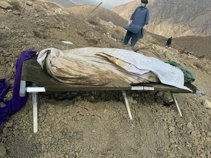 پوسٹ مارٹم رپورٹ کے مطابق ڈیگاری واقعے میں قتل ہونے والی خاتون کو 8 اور مرد کو 7 گولیاں ماری گئیں جوڈیشل حکم پر قبرکشائی کی گئی پوسٹ مارٹم کے بعد لاشیں دوبارہ دفنا دی گئیں