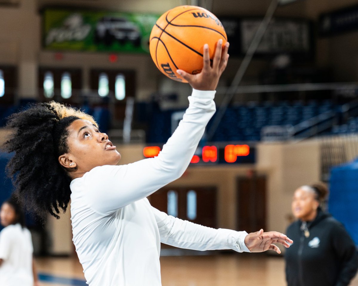 FGCU_WBB's tweet image. Respect the reps you don’t see.

#Raining3s