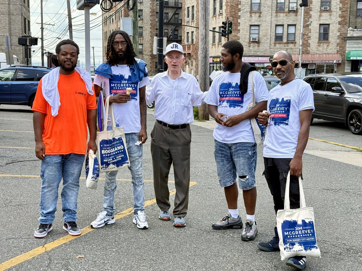 jim_mcgreevey's tweet image. We began walking Ward C this past Sunday and will continue our Ward C Summer Walk this Tuesdayand Friday. Walking through Ward C, alongside Councilman Rich Boggiano, we knocked on doors, listened carefully, and reconnected with the concerns of our families. Ward C is a community…