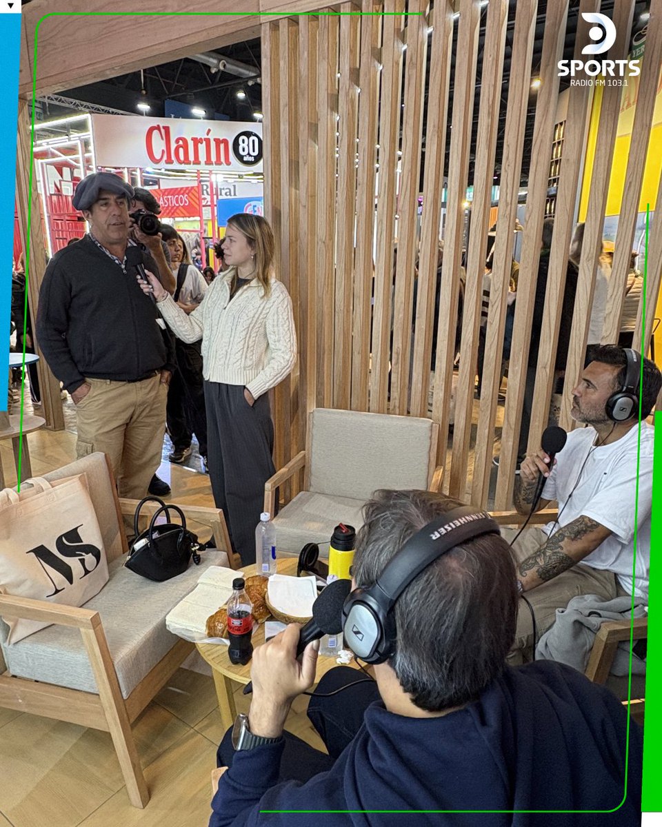 DSports Radio 103.1 FM (@dsportsradio) on Twitter photo 👏 ¡#CómoTeVa PRESENTE EN LA RURAL! 🐄
Con la conducción de <a href="/m_benedetto/">Marcelo Benedetto</a> y su equipo, DSPORTS Radio FM 103.1 salió al aire desde la Expo Rural 2025 🎙️
📻 DSPORTS Radio FM 103.1 #ElSonidoDelDeporte. 👏 ¡#CómoTeVa PRESENTE EN LA RURAL! 🐄
Con la conducción de <a href="/m_benedetto/">Marcelo Benedetto</a> y su equipo, DSPORTS Radio FM 103.1 salió al aire desde la Expo Rural 2025 🎙️
📻 DSPORTS Radio FM 103.1 #ElSonidoDelDeporte.
