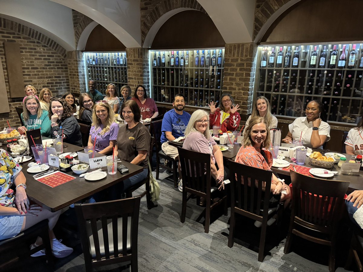 Lloyd Turner tweet media