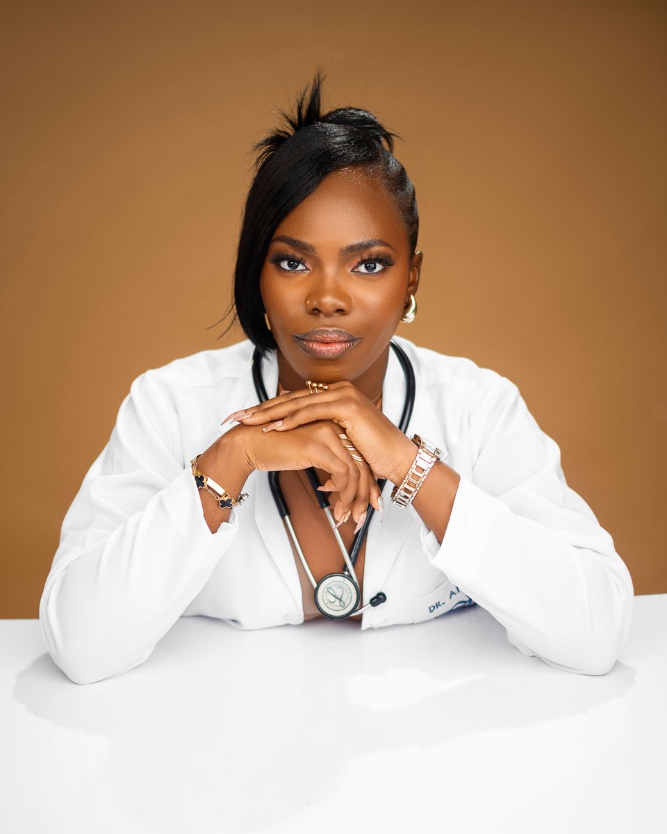 _Faavor's tweet photo. I passed my 4th and final MBBS exams. A journey of almost 9 years has come to an end.
 
The name remains the same, but the title's different.
Reintroducing:
Dr. Ama F. A. BSc.(Hons), MB;BS Bingham University.
Indeed, delay is not "delilah" or, however, it is, y'all say it. https://t.co/6TO2TNdyvQ